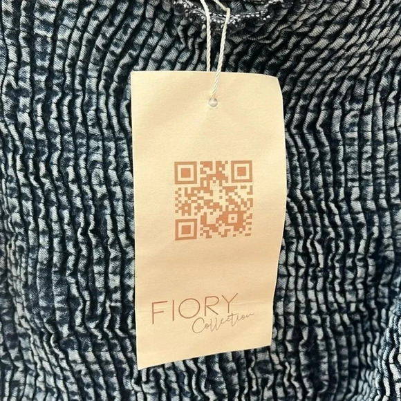 [M]Fiory Denim Crop  Top with Ballon Sleeves - Picture 5 of 7